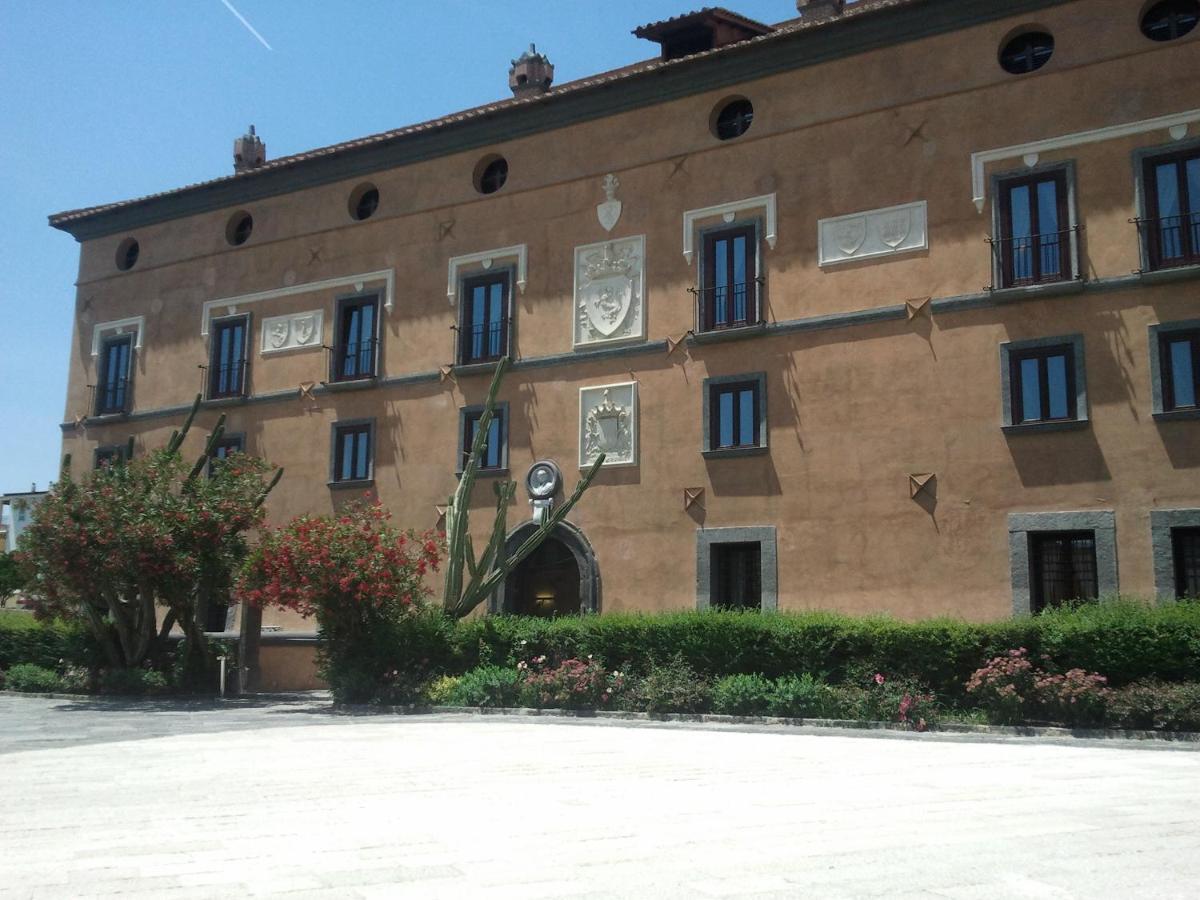 Castello Di Casapozzano Bed & Breakfast Aversa Ngoại thất bức ảnh